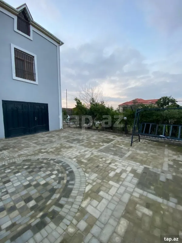 Kirayə verilir 4 otaqlı həyət evi 150 m²
