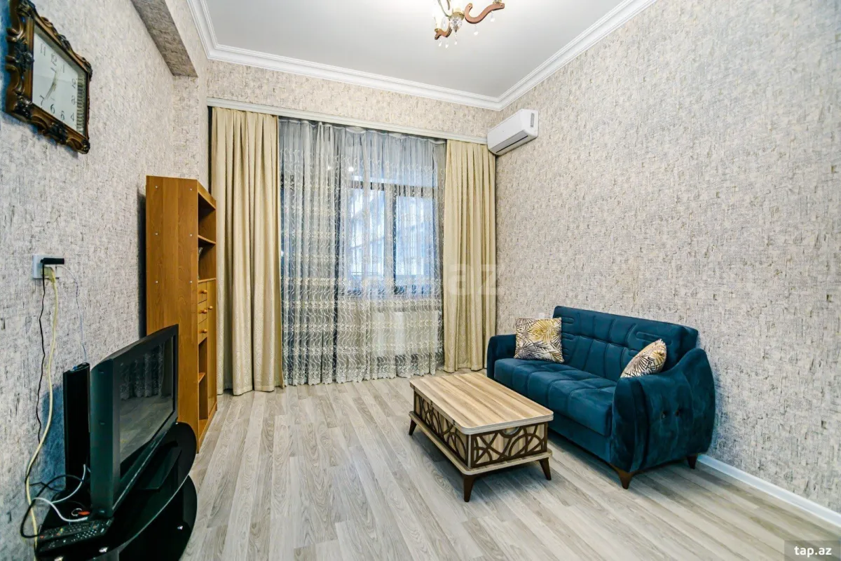 Kirayə verilir 2 otaqlı yeni tikili 80 m²