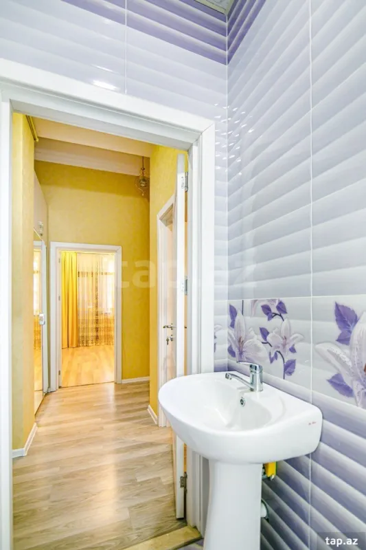 Kirayə verilir 2 otaqlı yeni tikili 80 m²