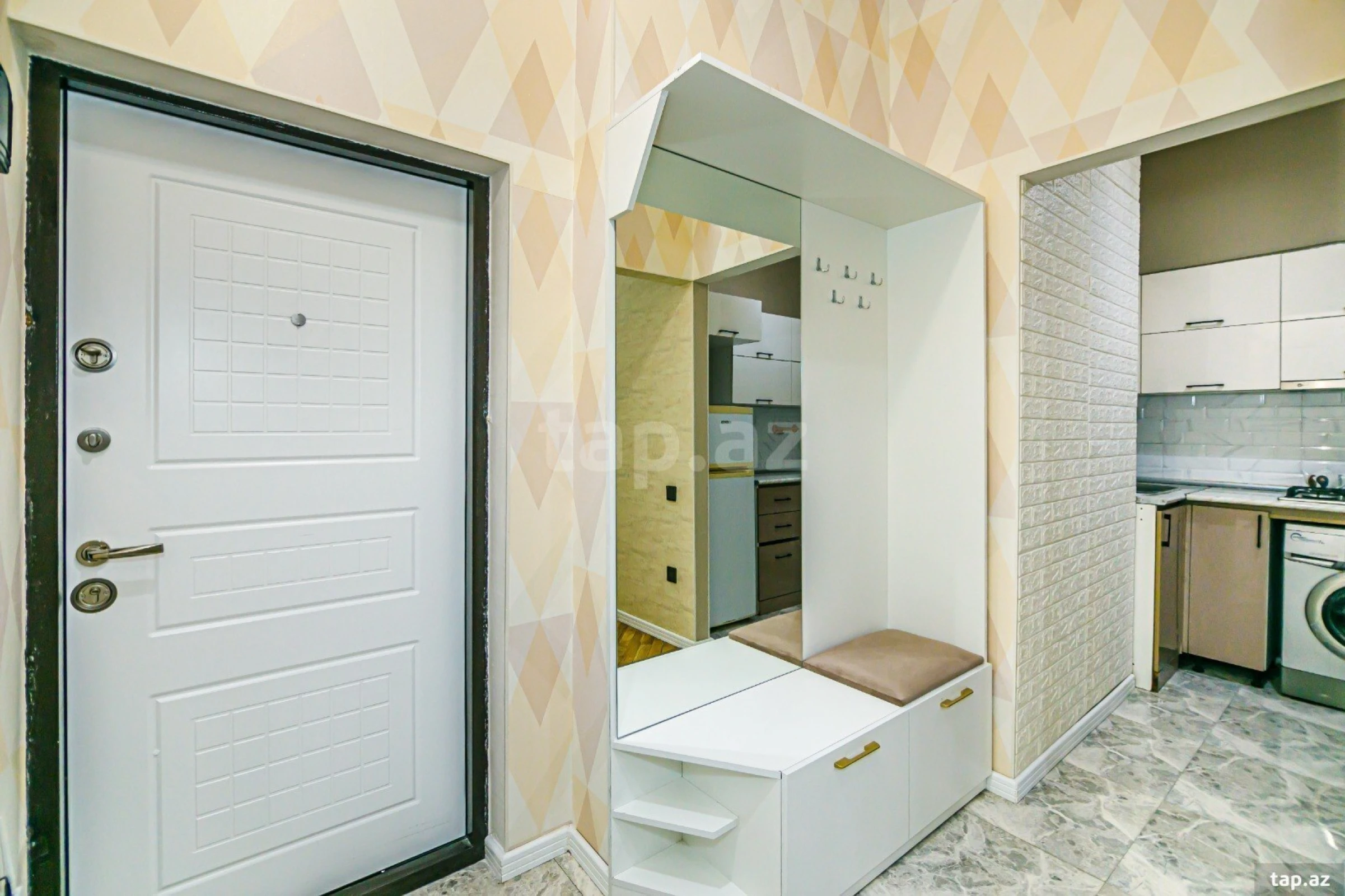 Kirayə verilir 2 otaqlı yeni tikili 60 m²