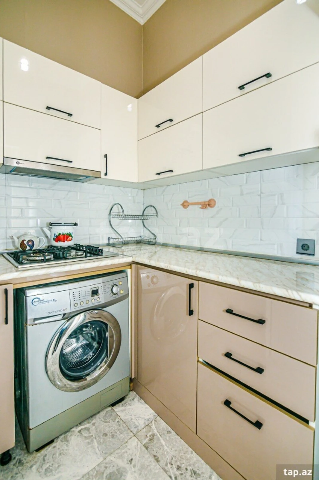 Kirayə verilir 2 otaqlı yeni tikili 60 m²