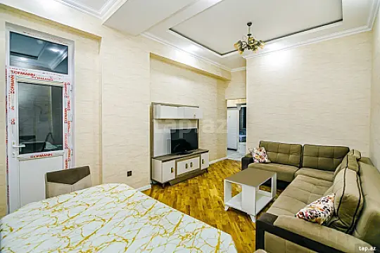 Kirayə verilir 2 otaqlı yeni tikili 60 m²