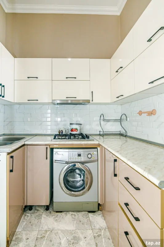 Kirayə verilir 2 otaqlı yeni tikili 60 m²
