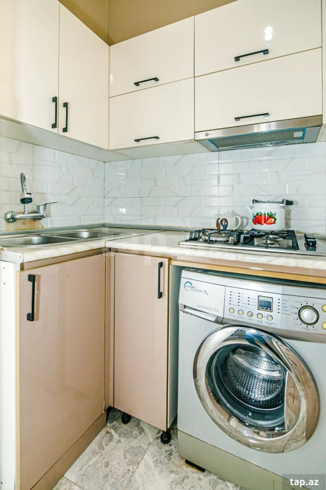 Kirayə verilir 2 otaqlı yeni tikili 60 m²
