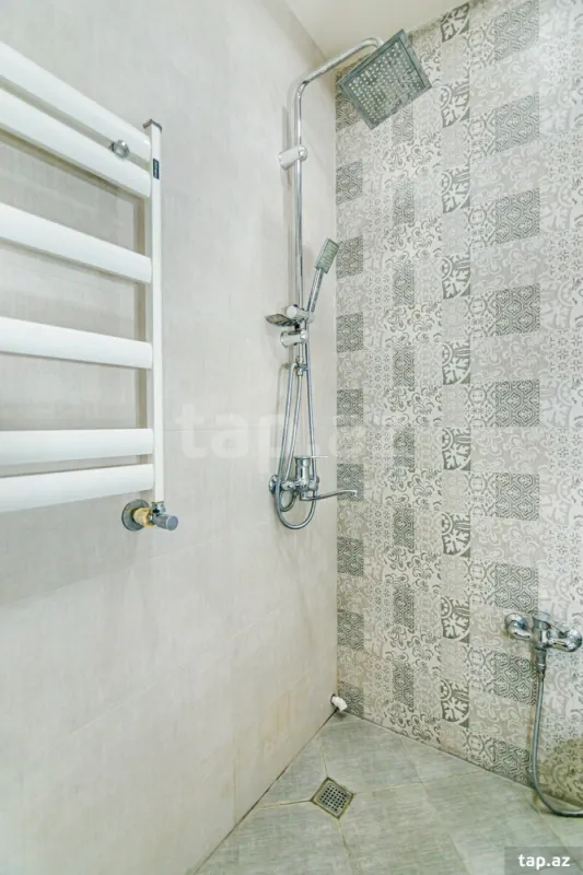 Kirayə verilir 2 otaqlı yeni tikili 60 m²