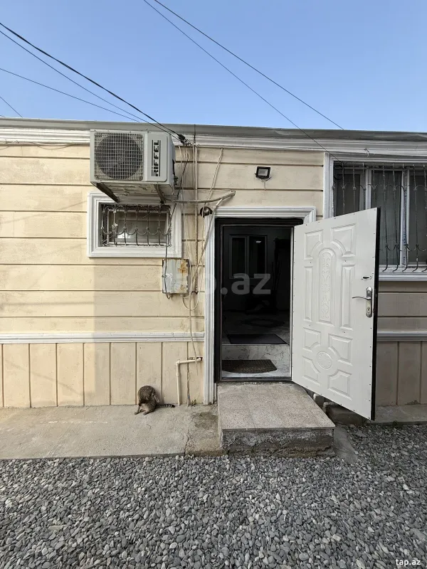 Satılır 4 otaqlı həyət evi