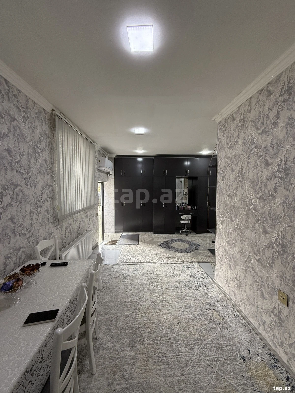 Satılır 4 otaqlı həyət evi