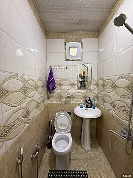 Satılır 4 otaqlı həyət evi