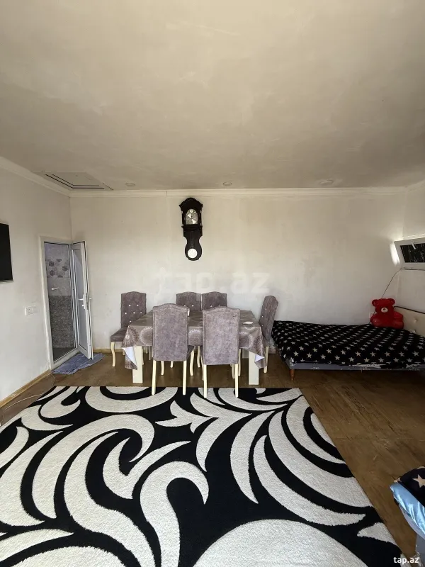 Satılır 4 otaqlı həyət evi