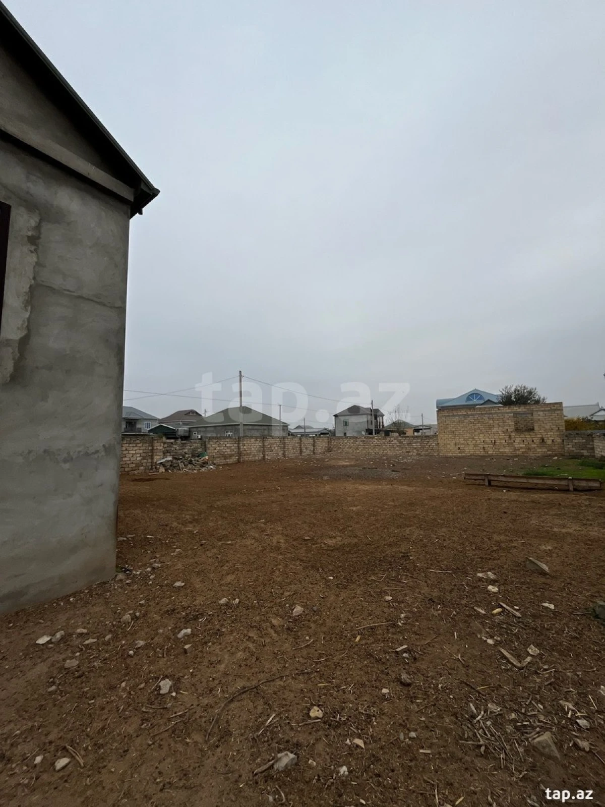 Satılır 3 otaqlı həyət evi