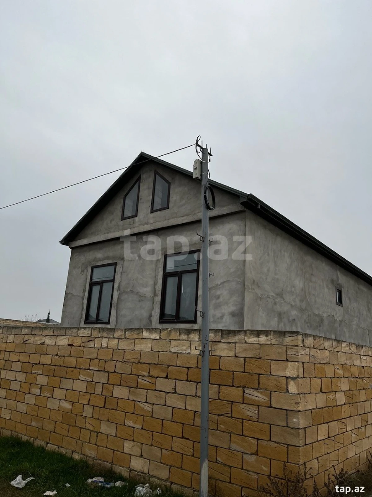 Satılır 3 otaqlı həyət evi