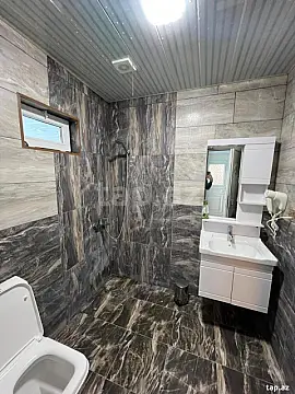 Kirayə verilir 4 otaqlı həyət evi