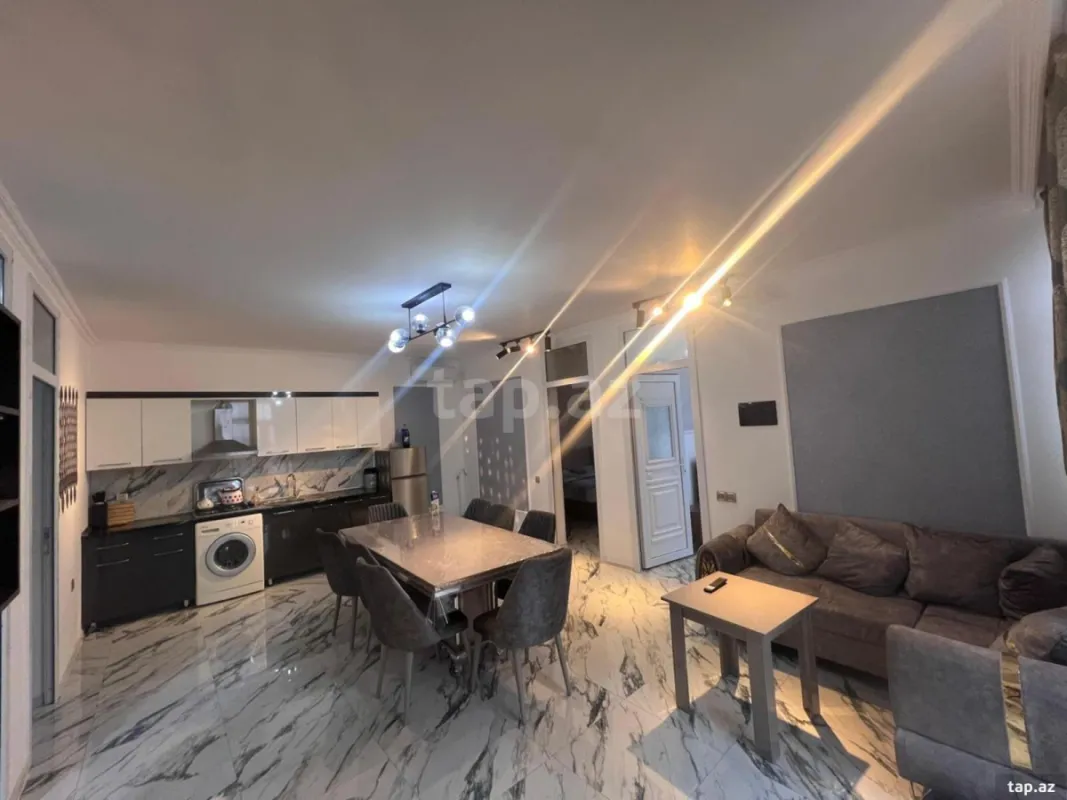 Kirayə verilir 4 otaqlı həyət evi