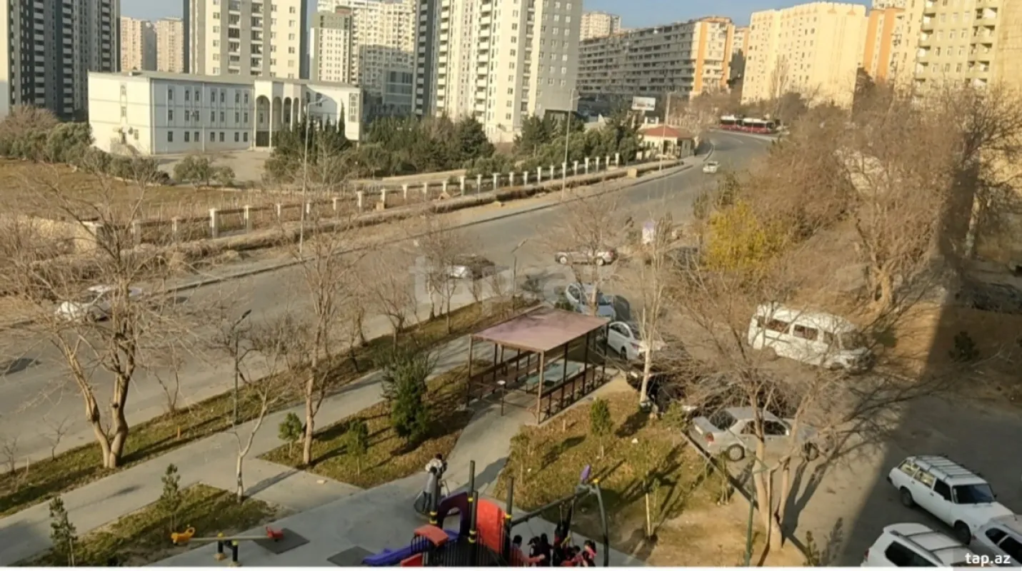 Satılır 2 otaqlı mənzil 45 m²