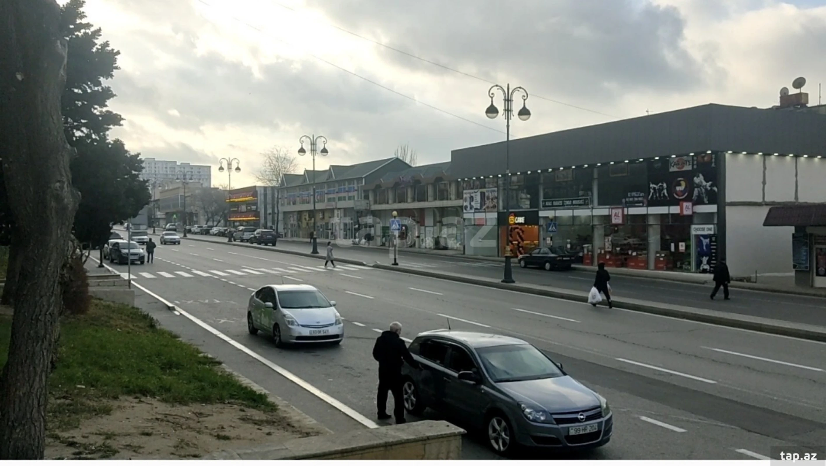 Satılır 2 otaqlı mənzil 45 m²