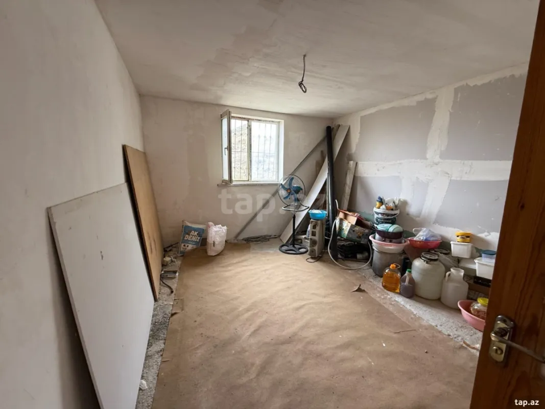 Satılır 3 otaqlı həyət evi