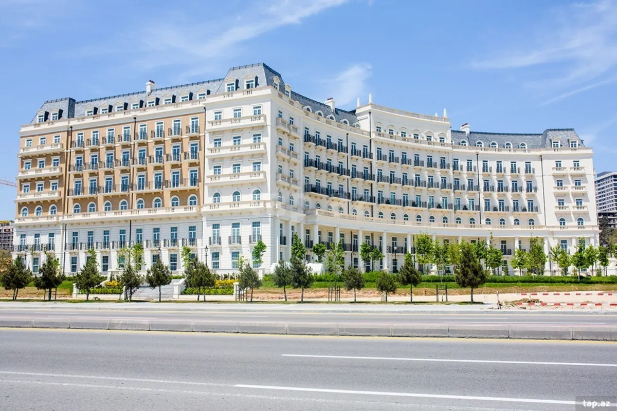 Kirayə verilir 2 otaqlı yeni tikili 106 m²