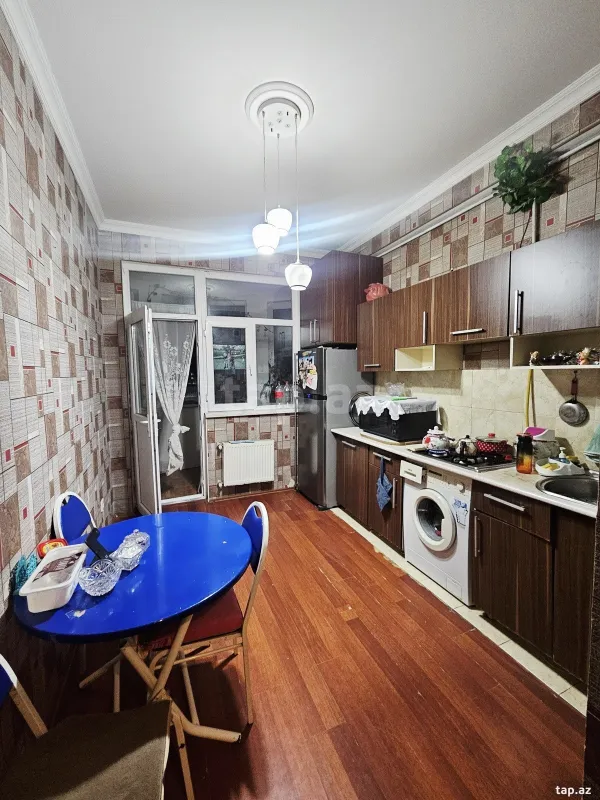 Satılır 2 otaqlı yeni tikili 60 m²