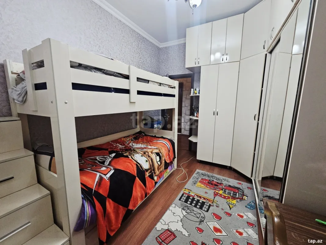 Satılır 2 otaqlı yeni tikili 60 m²