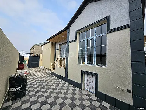 Satılır 3 otaqlı həyət evi