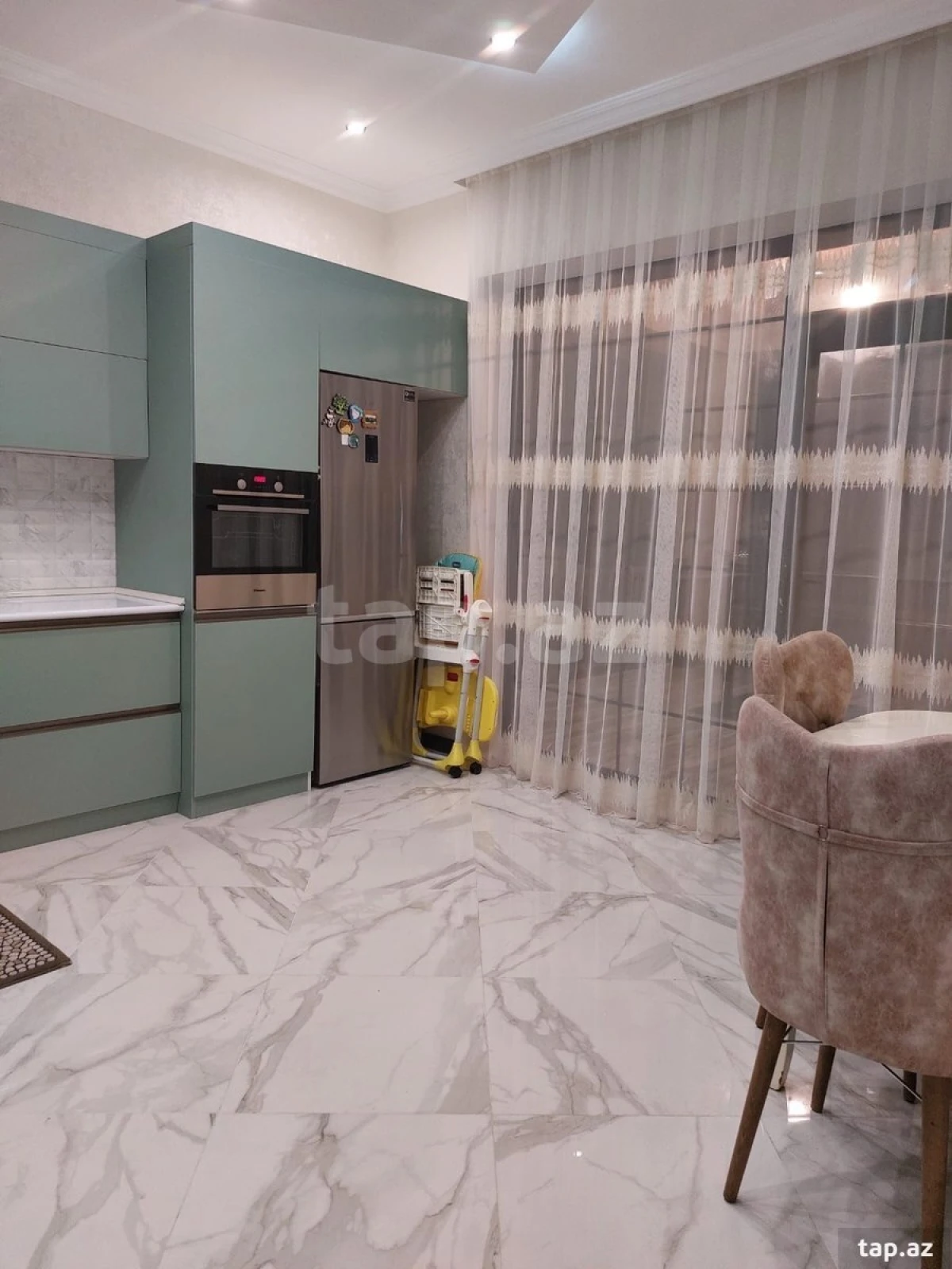 Satılır 4 otaqlı həyət evi