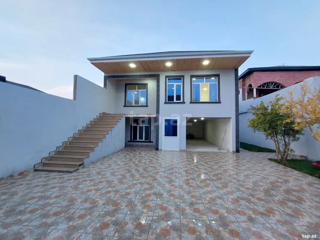 Satılır 4 otaqlı həyət evi