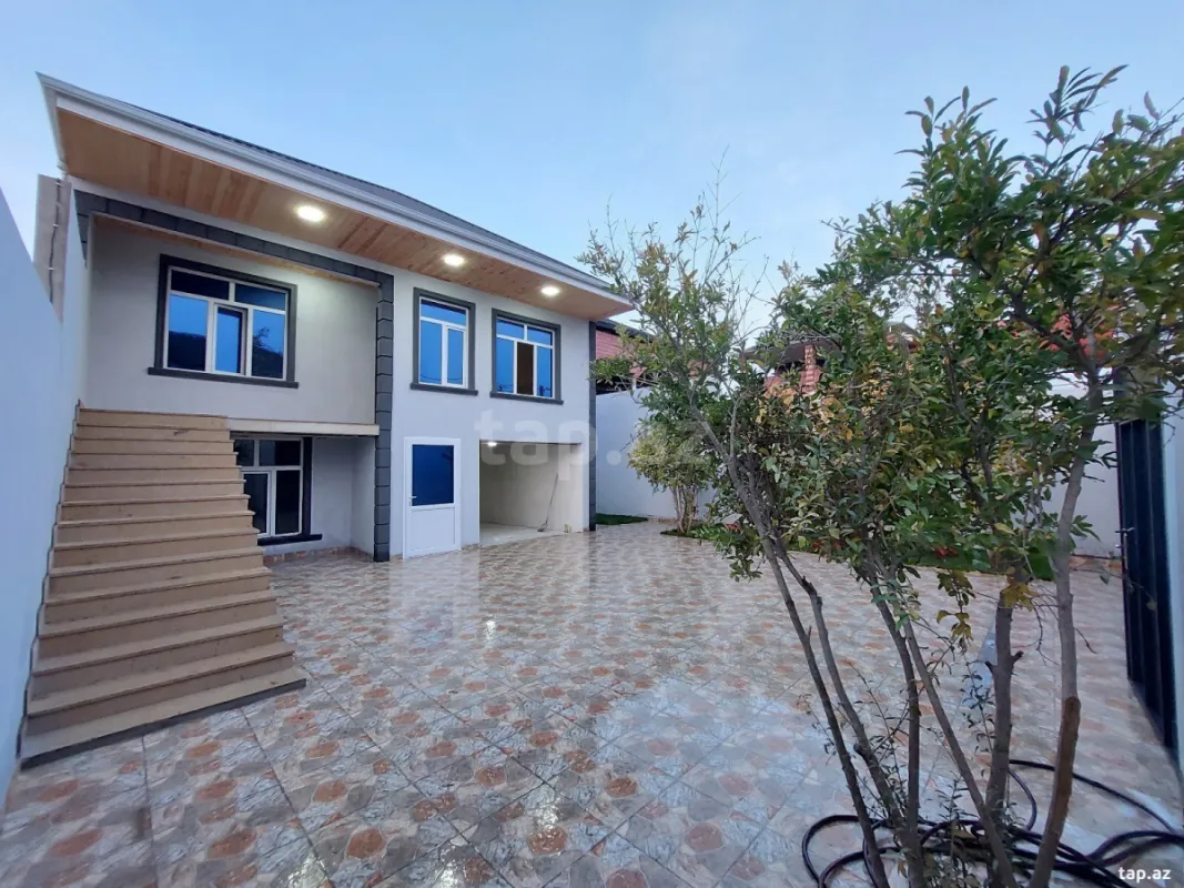 Satılır 4 otaqlı həyət evi