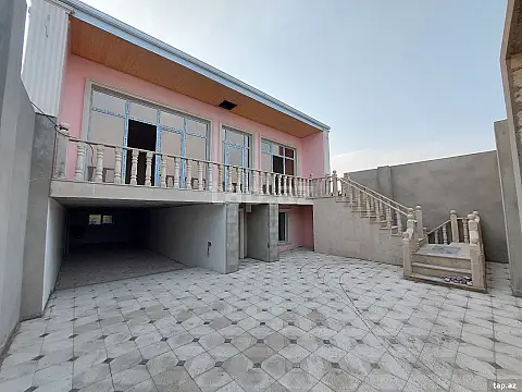 Satılır 4 otaqlı həyət evi 200 m²