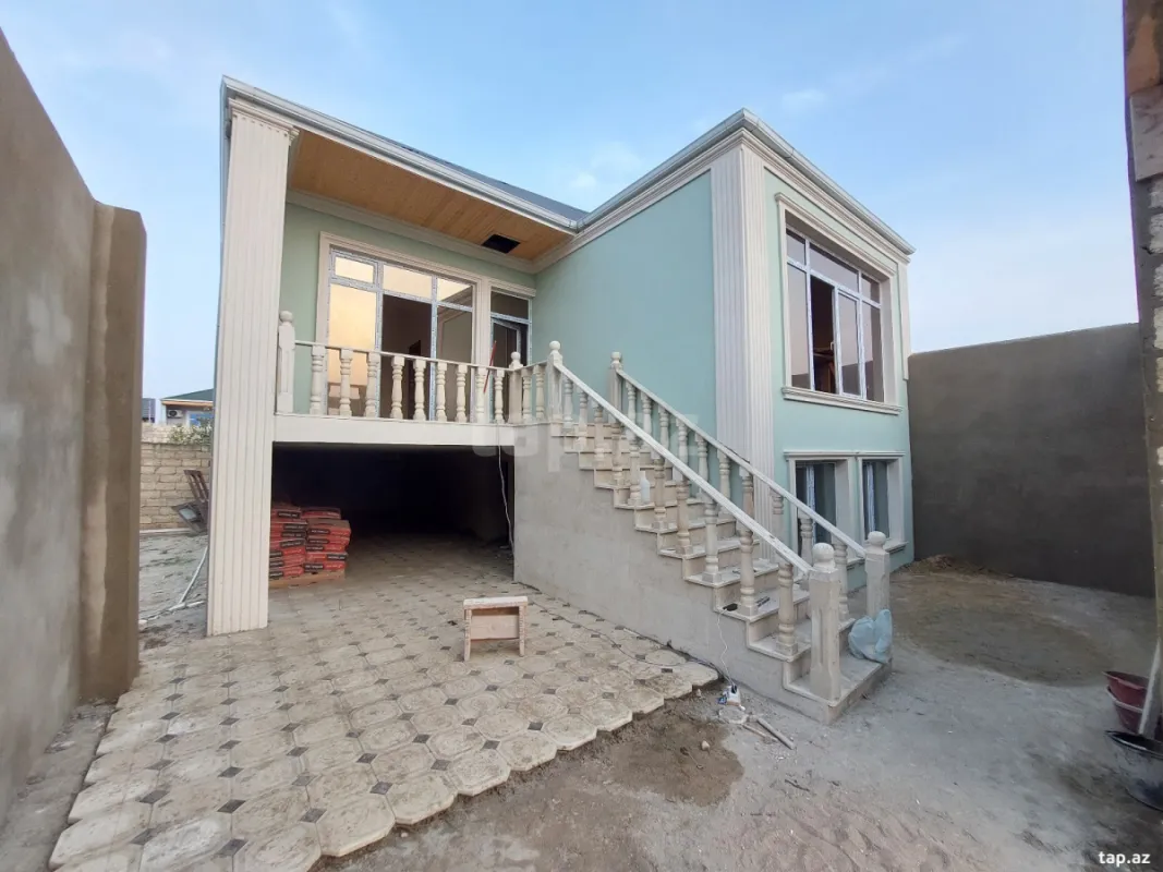 Satılır 3 otaqlı həyət evi