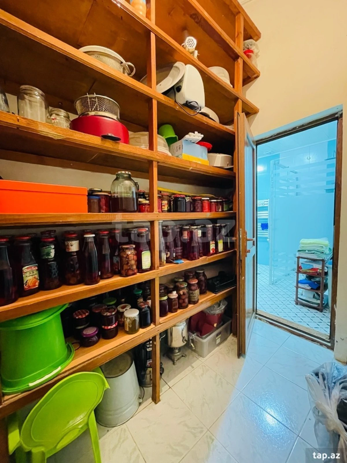 Satılır 7 otaqlı həyət evi