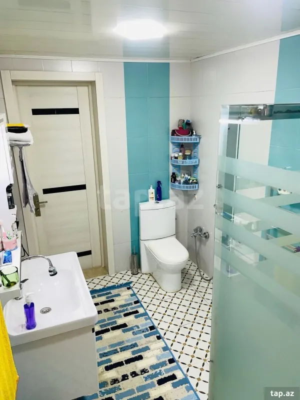 Satılır 7 otaqlı həyət evi