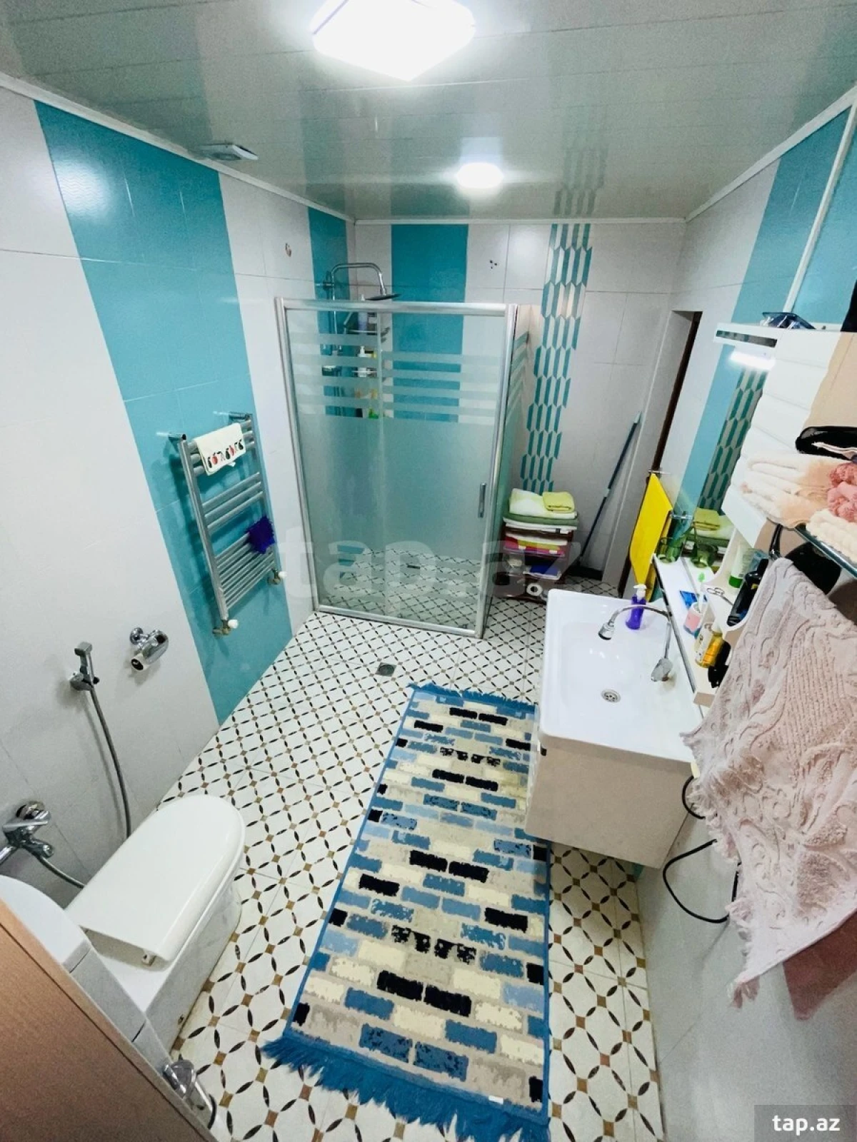 Satılır 7 otaqlı həyət evi