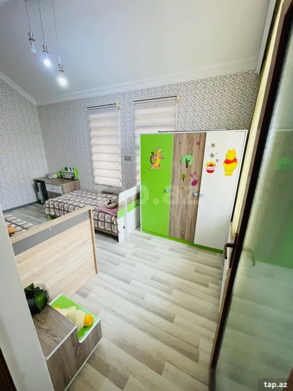 Satılır 7 otaqlı həyət evi