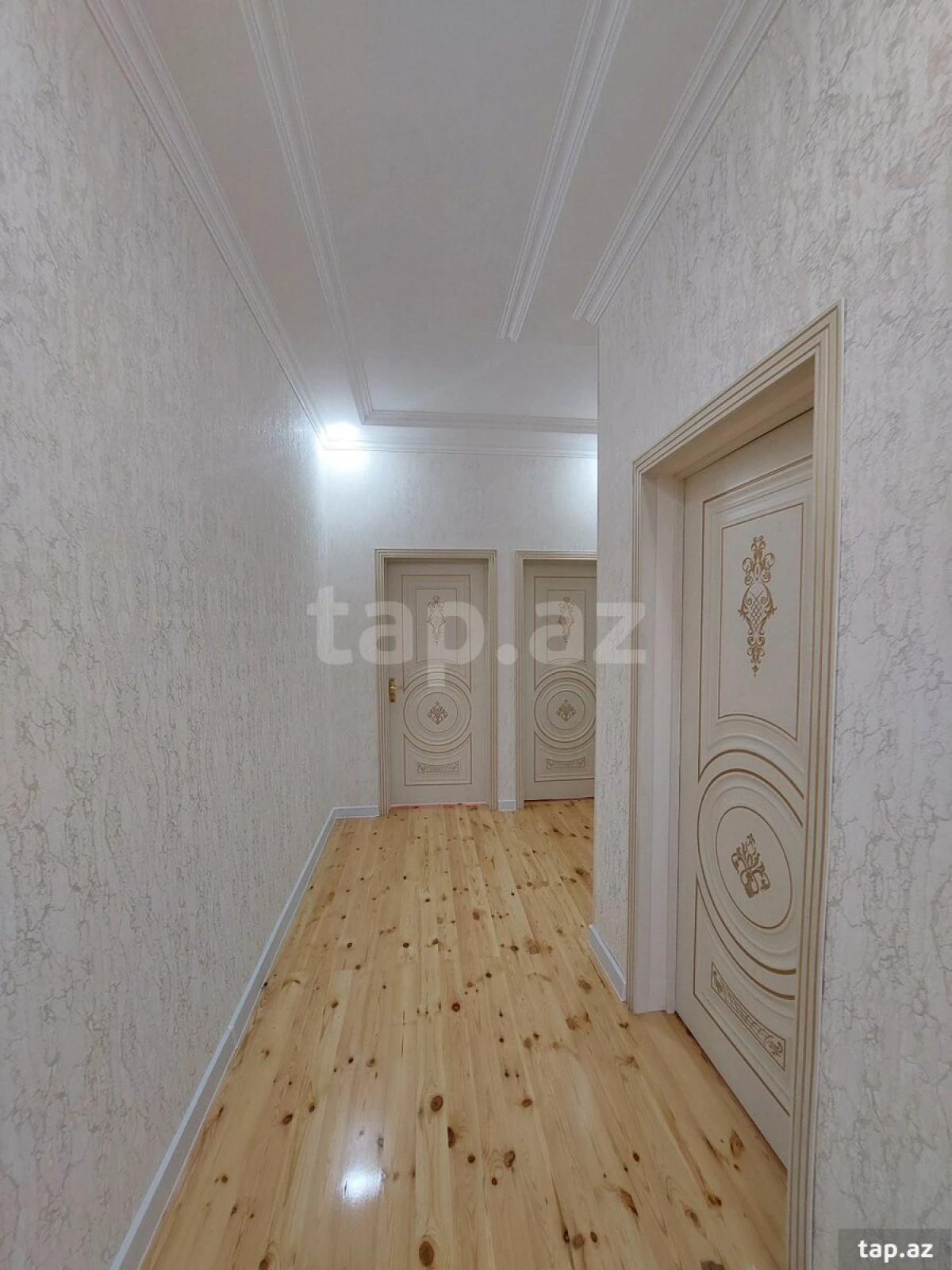 Satılır 4 otaqlı həyət evi