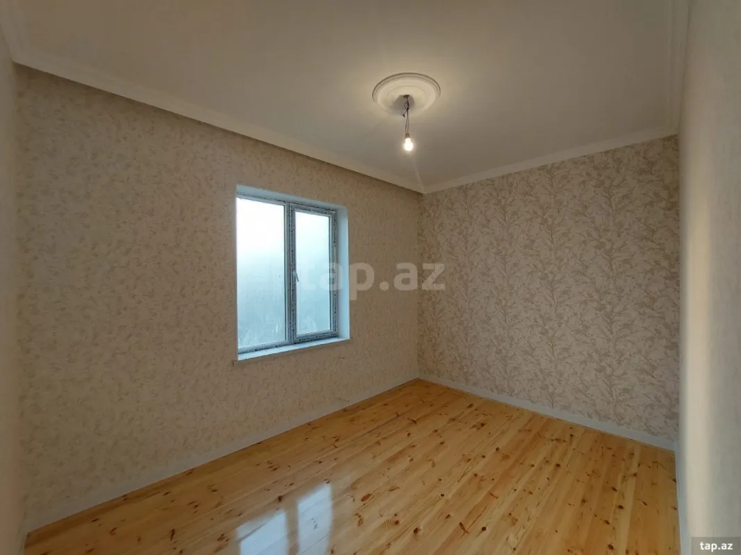 Satılır 4 otaqlı həyət evi