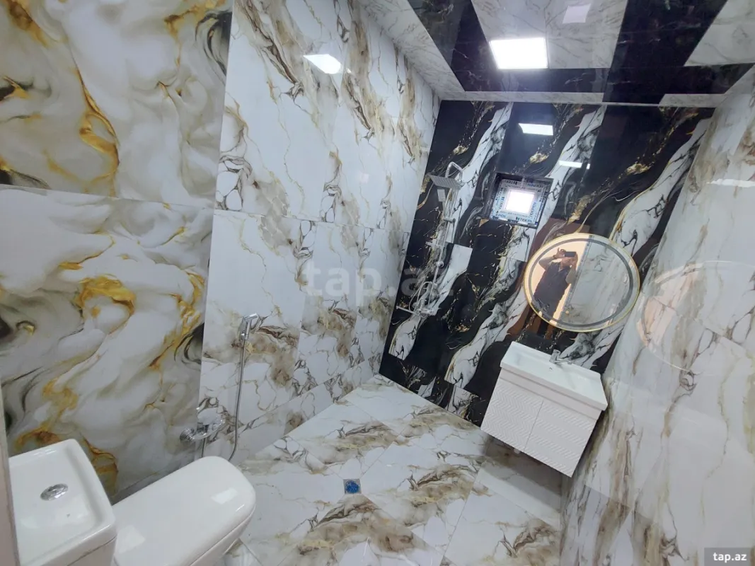 Satılır 4 otaqlı həyət evi