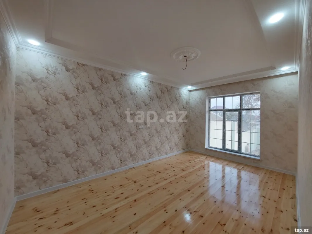 Satılır 4 otaqlı həyət evi