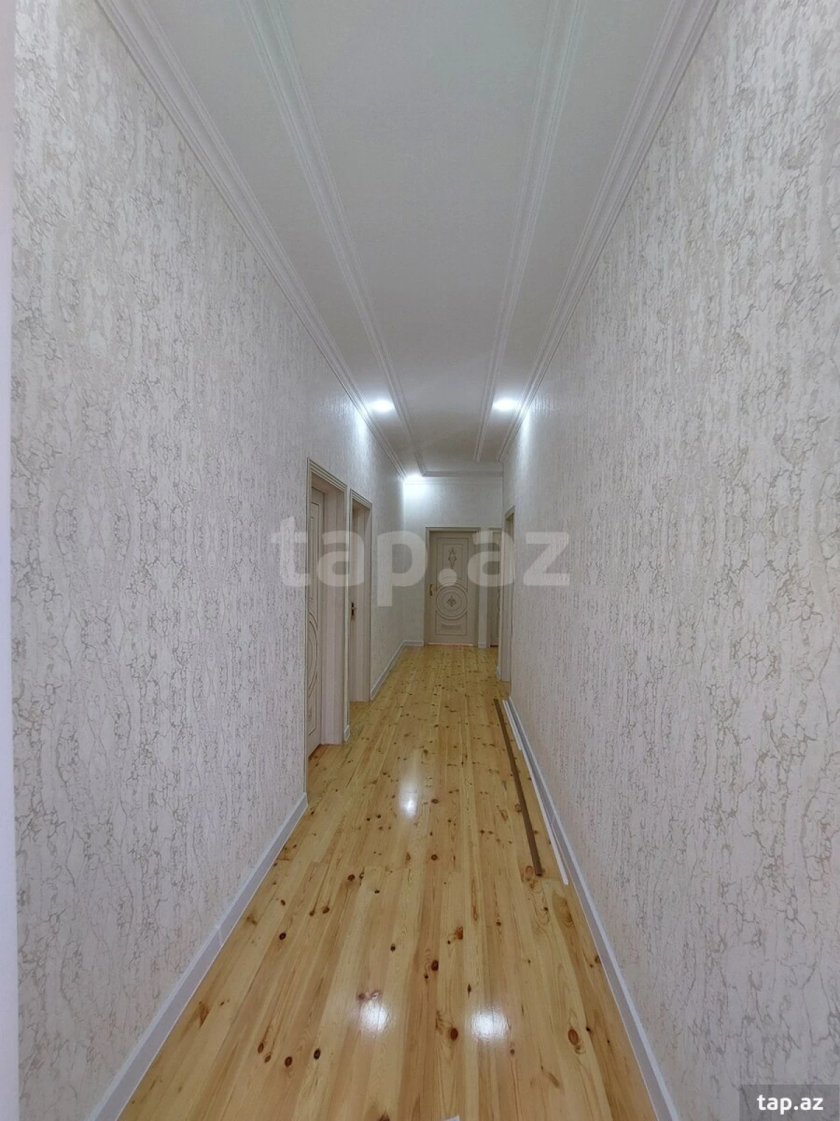 Satılır 4 otaqlı həyət evi