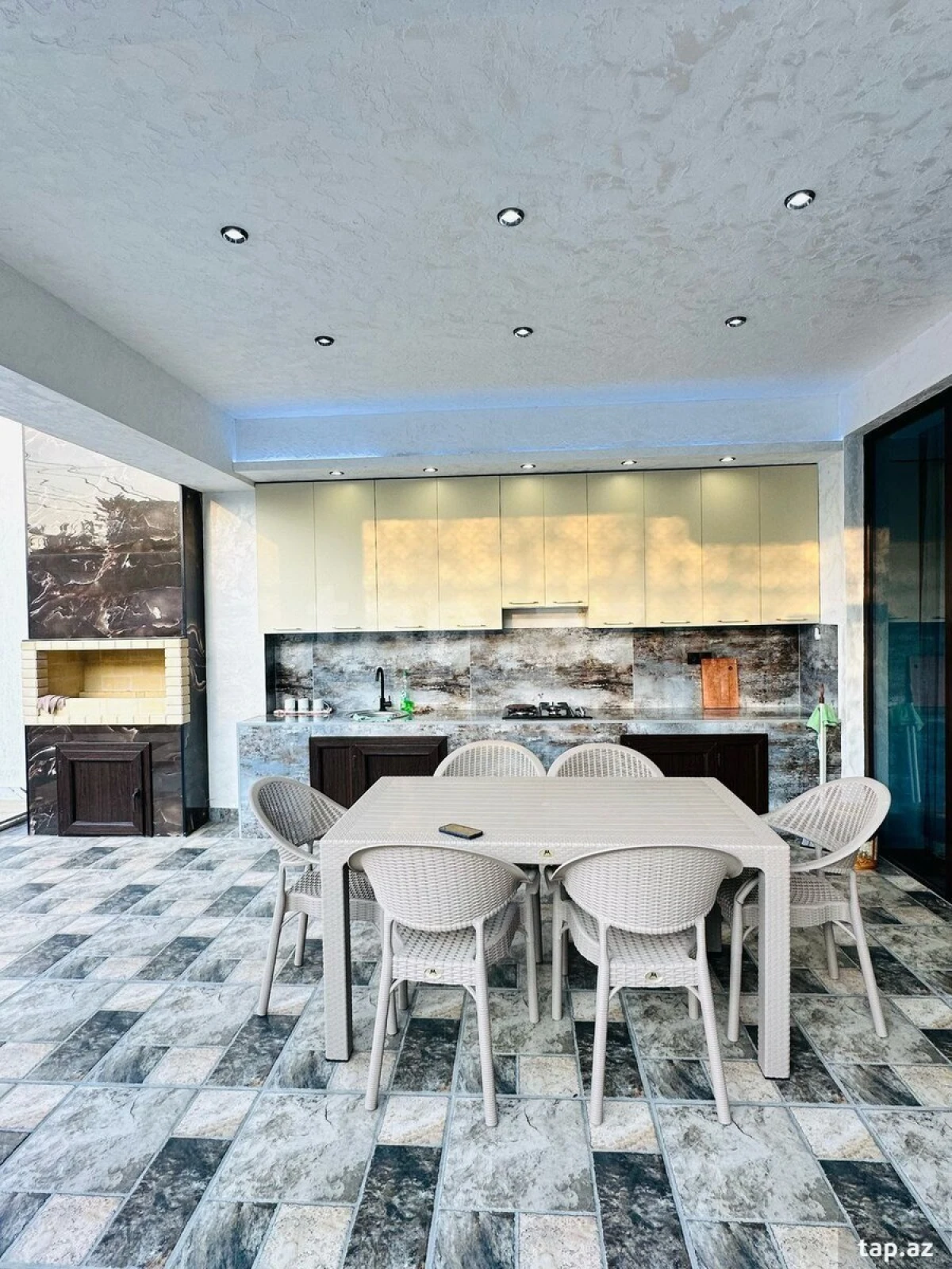 Kirayə verilir 4 otaqlı həyət evi 150 m²