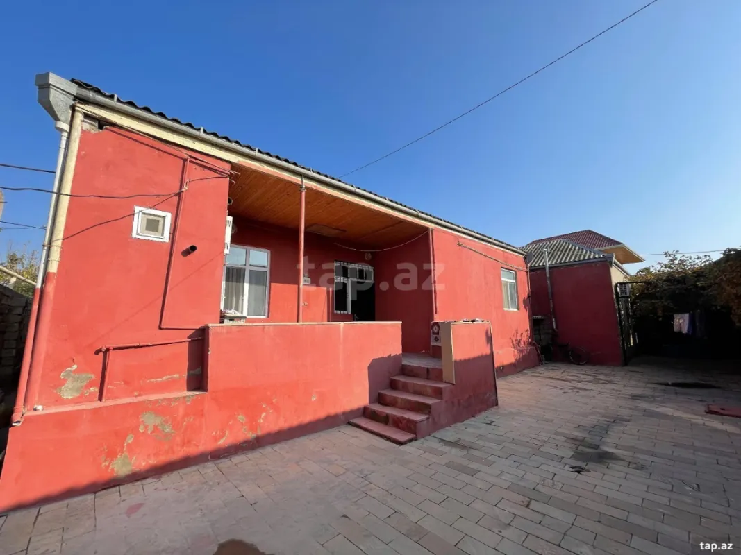 Satılır 4 otaqlı həyət evi 120 m²
