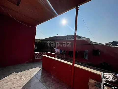 Satılır 4 otaqlı həyət evi 120 m²