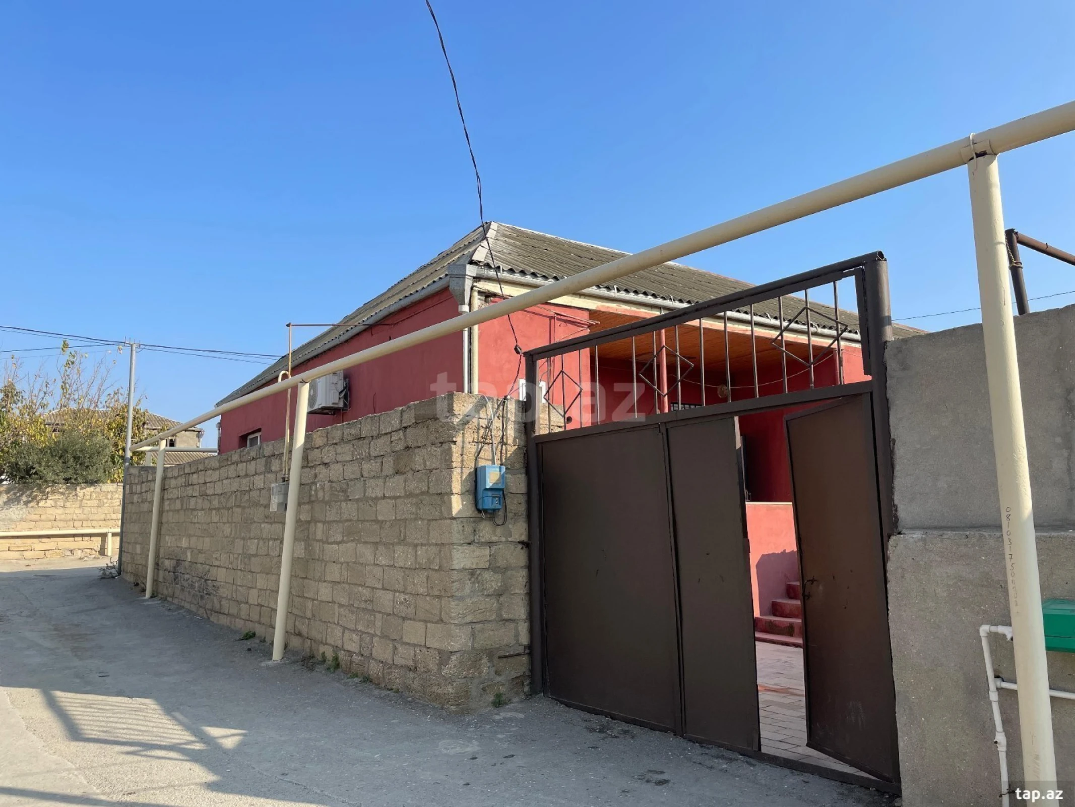 Satılır 4 otaqlı həyət evi 120 m²