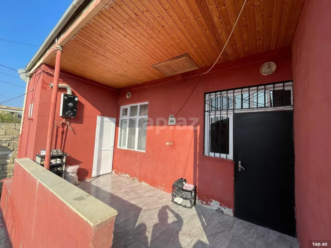 Satılır 4 otaqlı həyət evi 120 m²