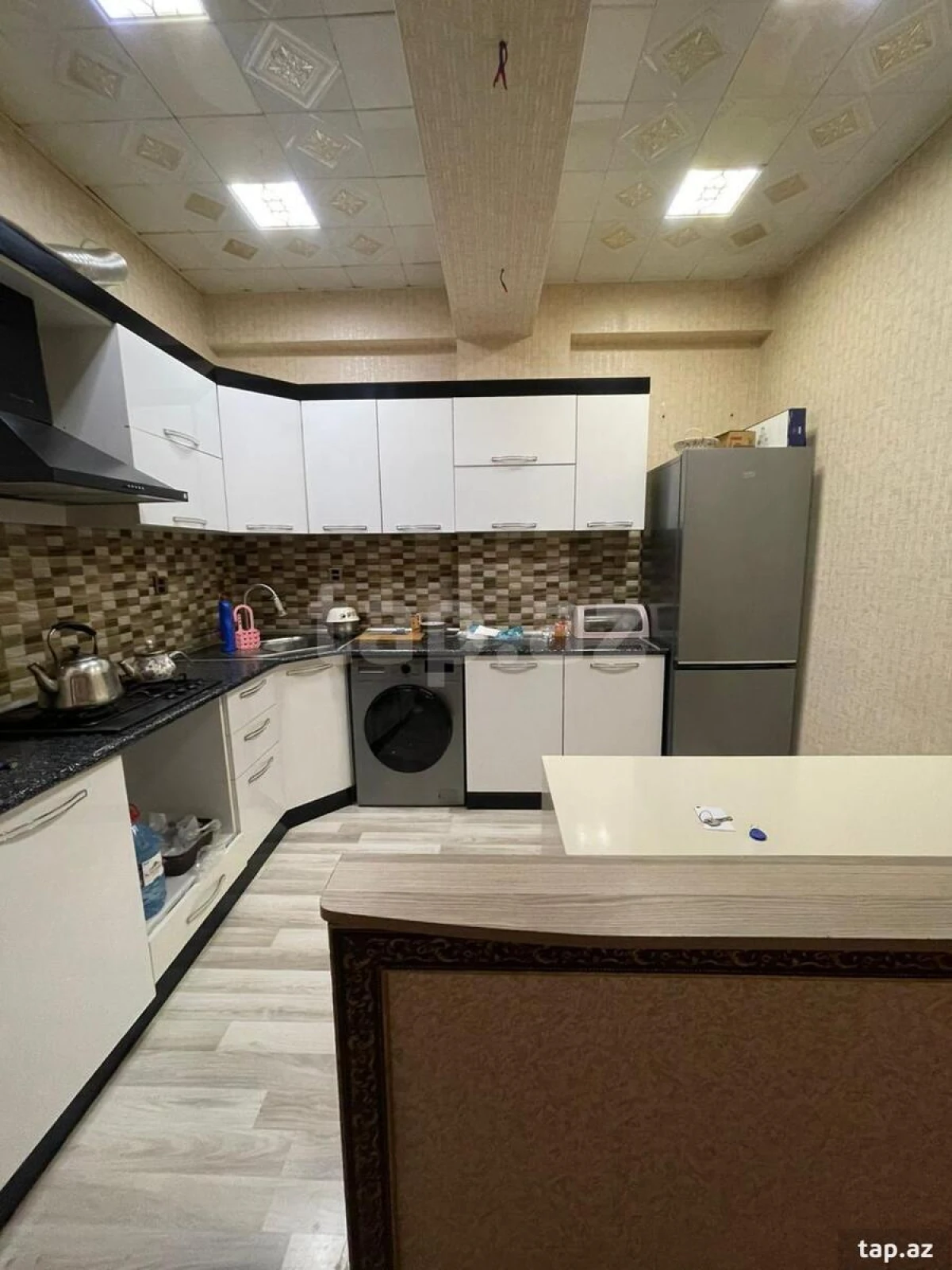 Satılır 3 otaqlı yeni tikili 81 m²