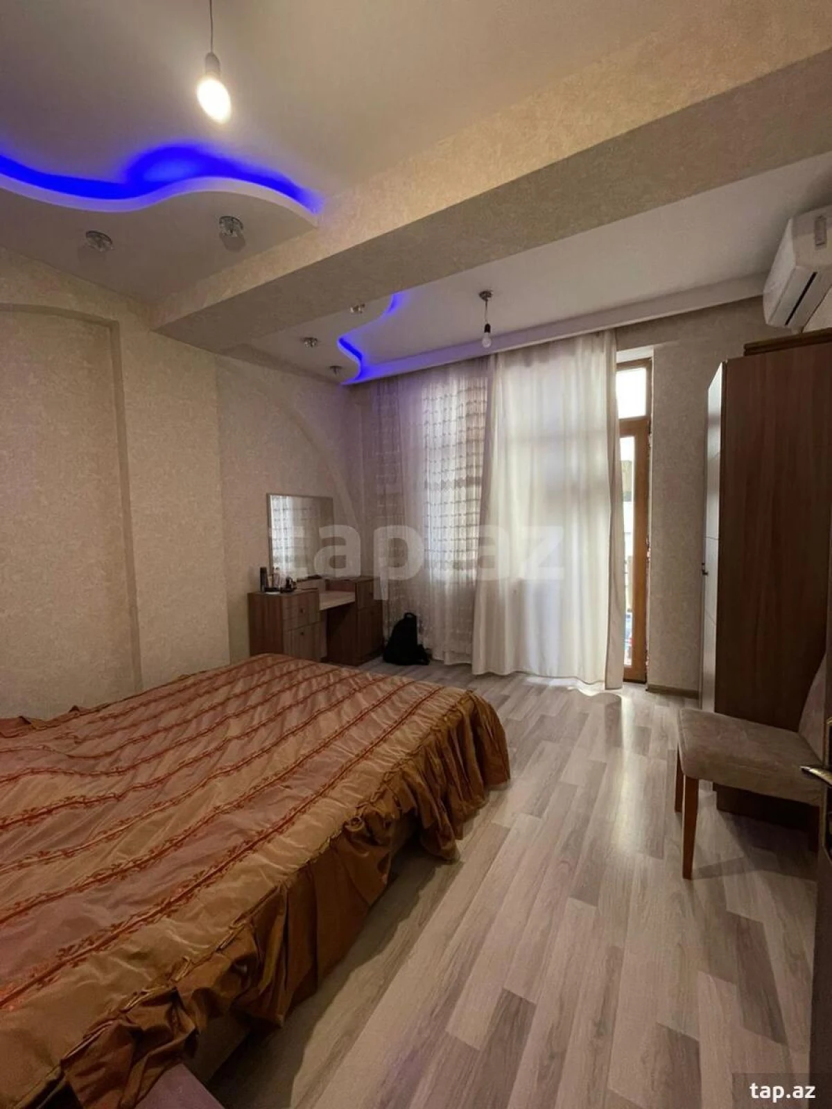 Satılır 3 otaqlı yeni tikili 81 m²