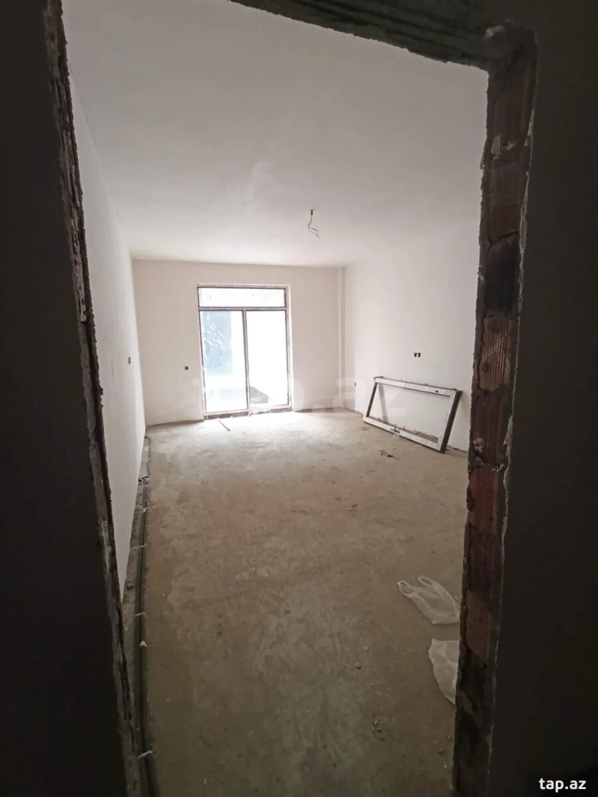 Satılır 2 otaqlı yeni tikili 71 m²