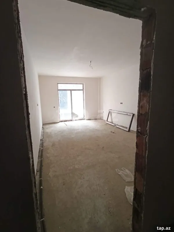 Satılır 2 otaqlı yeni tikili 71 m²