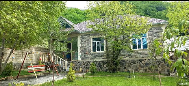 Kirayə verilir 3 otaqlı həyət evi 100 m²