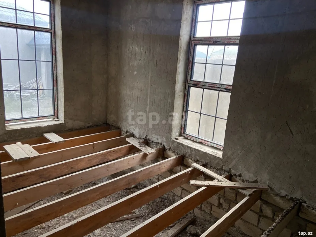 Satılır 3 otaqlı həyət evi