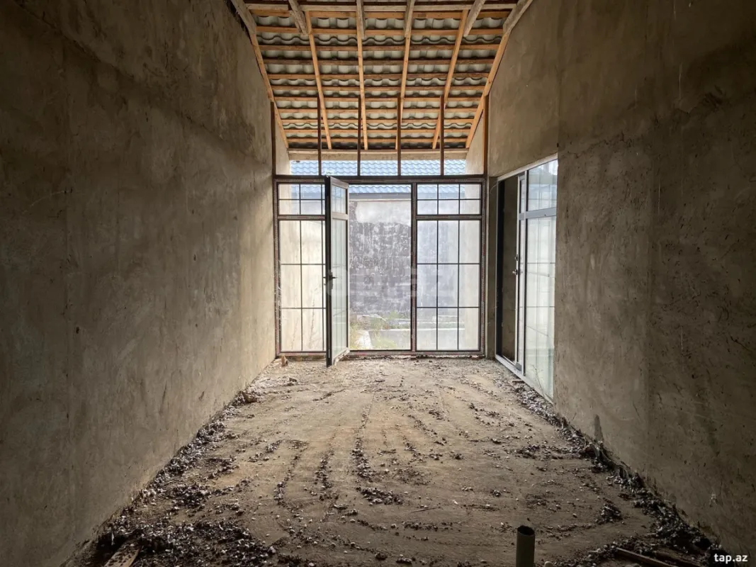 Satılır 3 otaqlı həyət evi